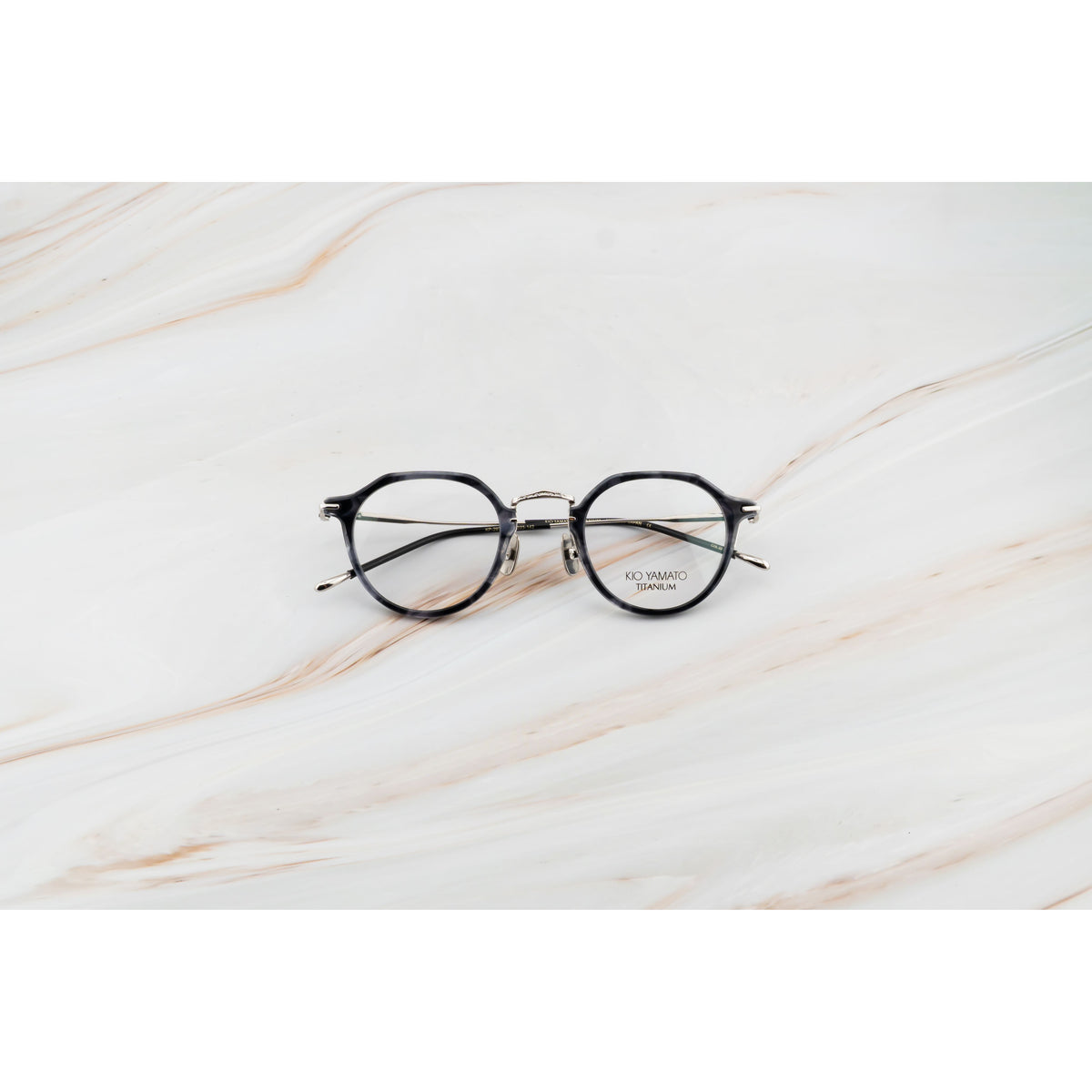 Kio Yamato KP-297U color 02 Black Pattern and Palladium — frame view 1