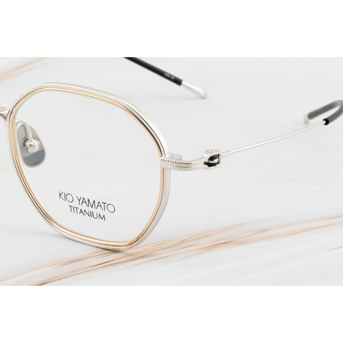 Kio Yamato KT-560U color 02 Palladium and Japanese Gold — frame view 3