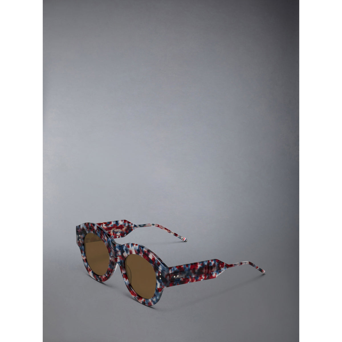Thom Browne UES943A-G0002-960 angled view