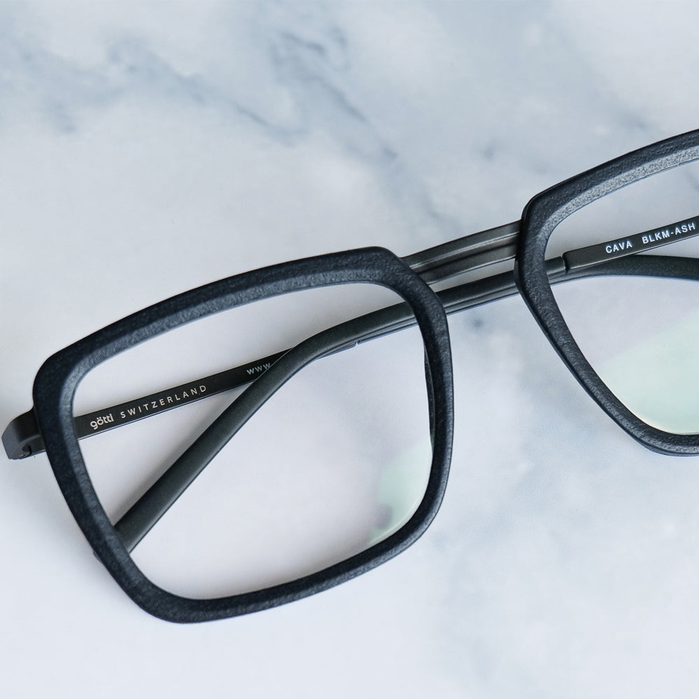 Götti Cava BLKM-ASH black matte and ash frame detail