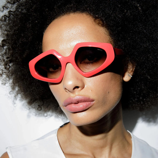 Antonia - Bright Red Gradient