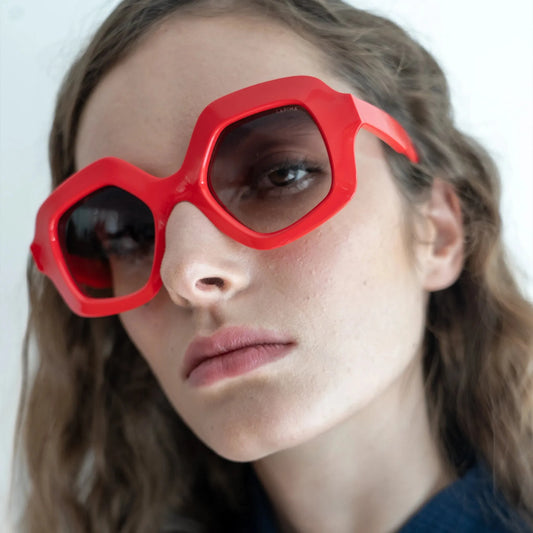 Cecilia - Bright Red