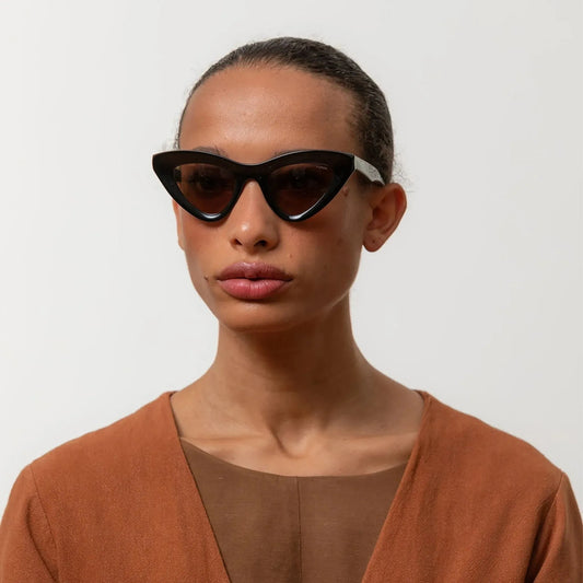 Julieta - Black Solid