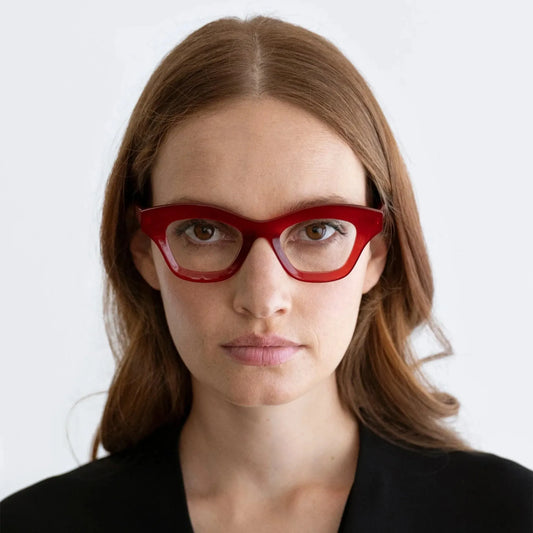 Tessa Petit - Color Red Orange / Clear lenses