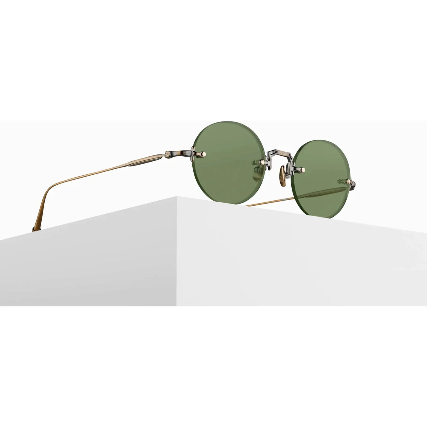 M3105-D - Antique Gold / Round Sage Green