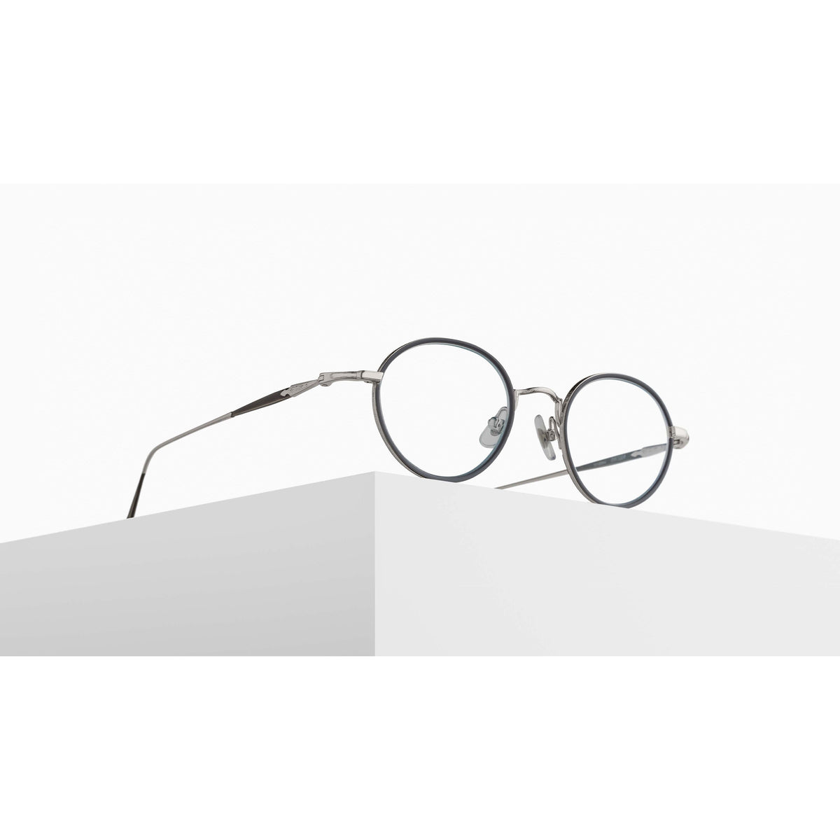 Matsuda 10189H-I.RX.PW-GRY.45, three-quarter view
