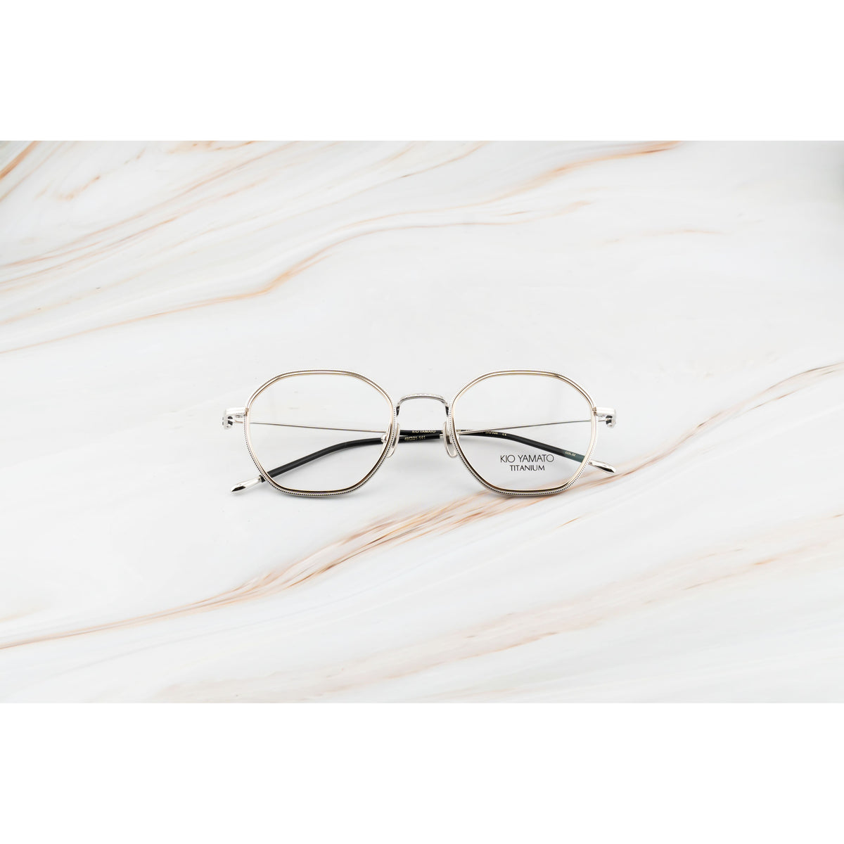 Kio Yamato KT-560U color 02 Palladium and Japanese Gold — frame view 1