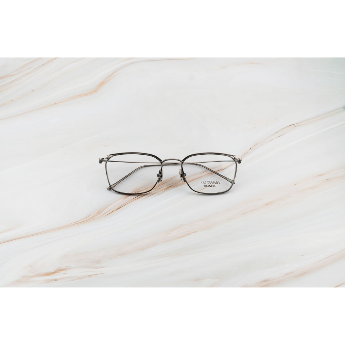 Kio Yamato KT-583U color 05 Brushed Titanium — frame view 1