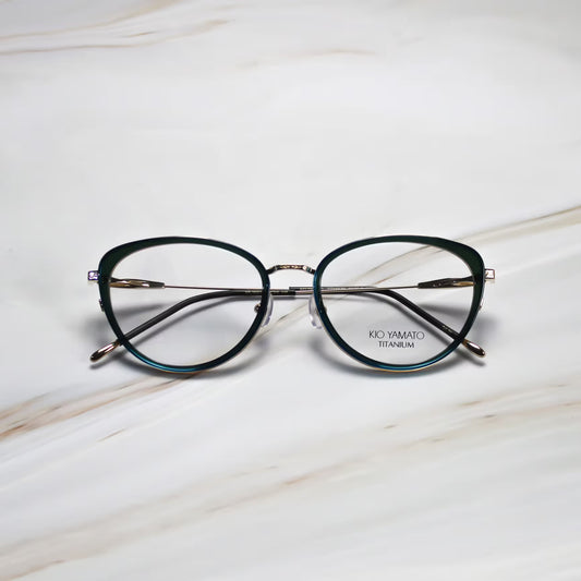 KP-262U COL 01 (GREEN EYES)