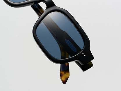 PRESS The Face / Black Tortoise / Silver - TI015 - view 4