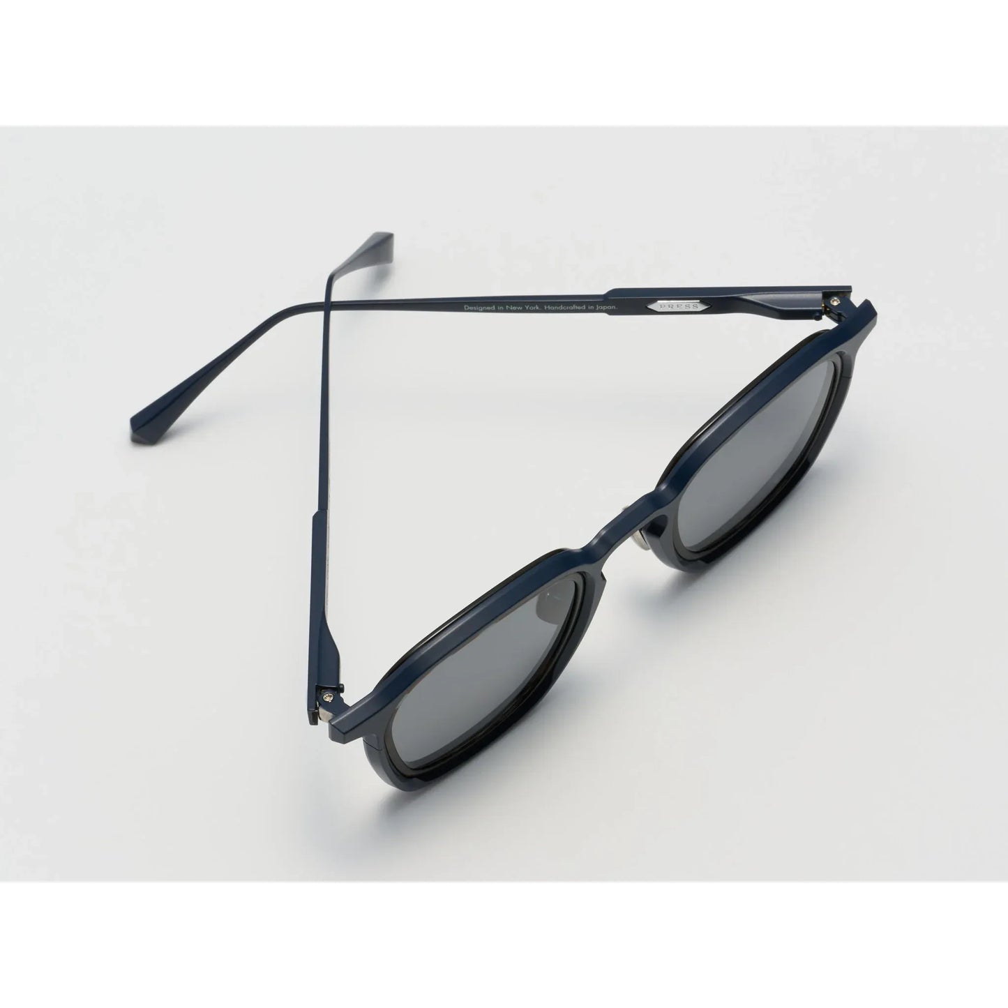 Chet - blue noir PRS_F-Chet_C-CA004 - Point of U. | Boston