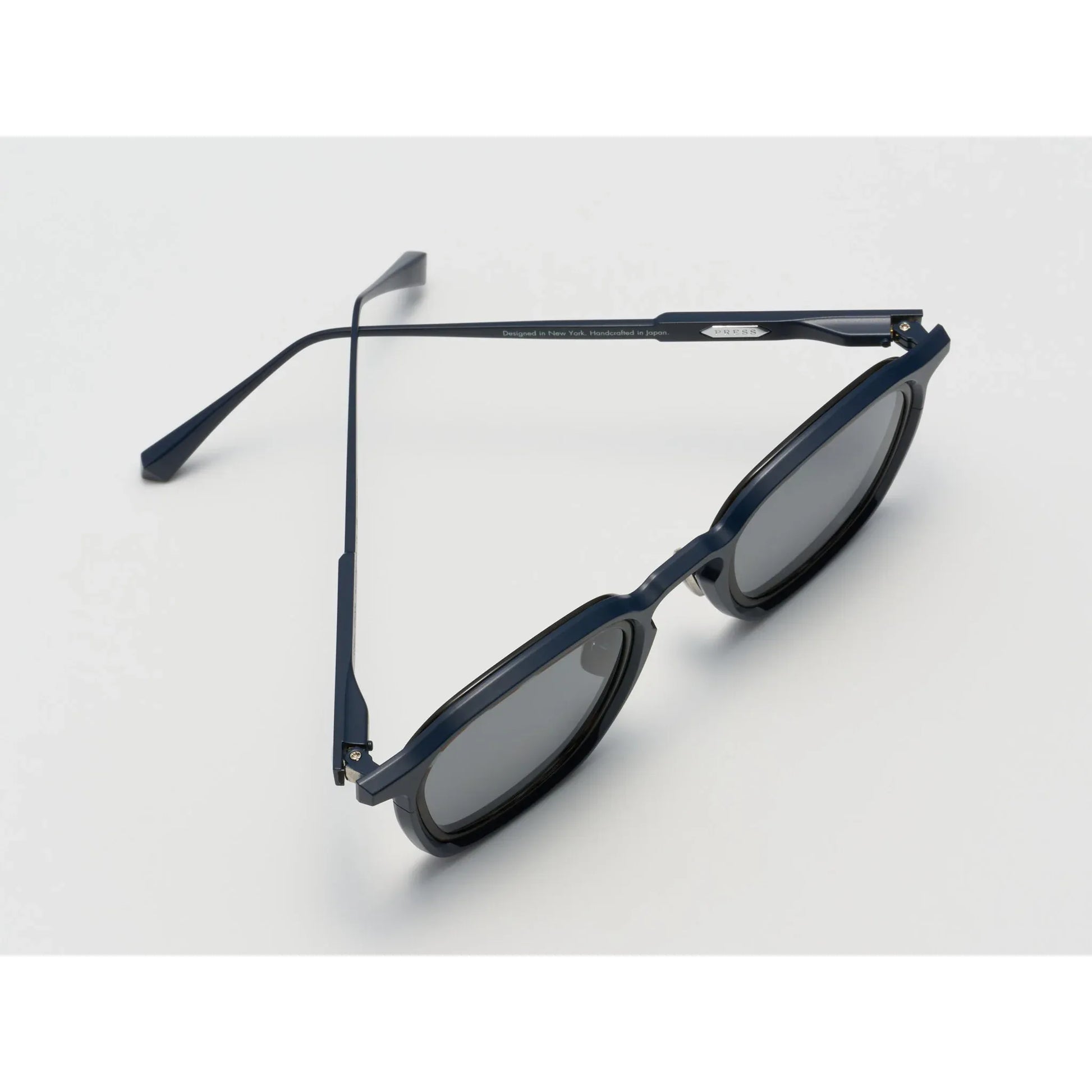 Chet - blue noir PRS_F-Chet_C-CA004 - Point of U. | Boston