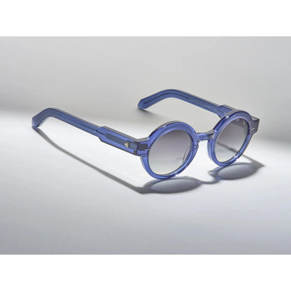 The Chic - 002