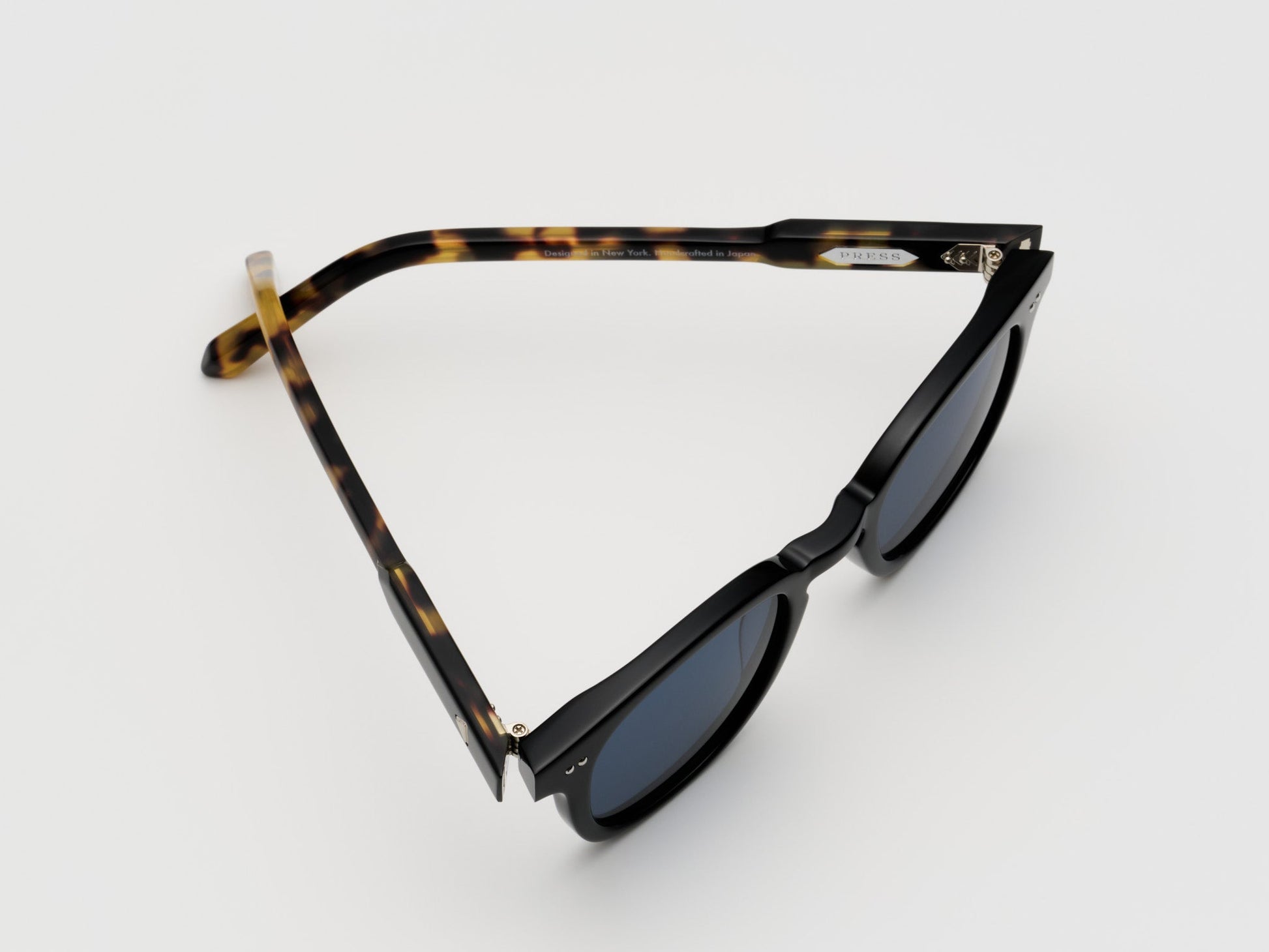 PRESS The Rebel / Black Tortoise / Silver - TI015 - view 3