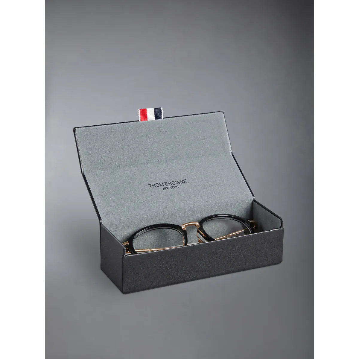 * Round eyeglasses in acetate UEO011A-G0003-001 - Point of U. | Boston