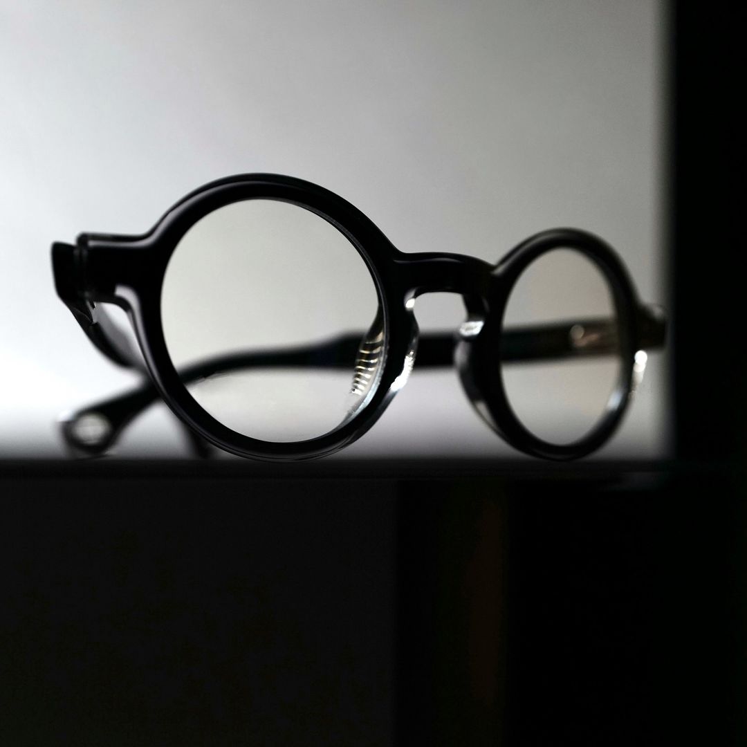 Blake Kuwahara Aldrich-Midnight, three-quarter editorial studio view