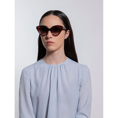 Lapima Manuela - Rubi worn by a model